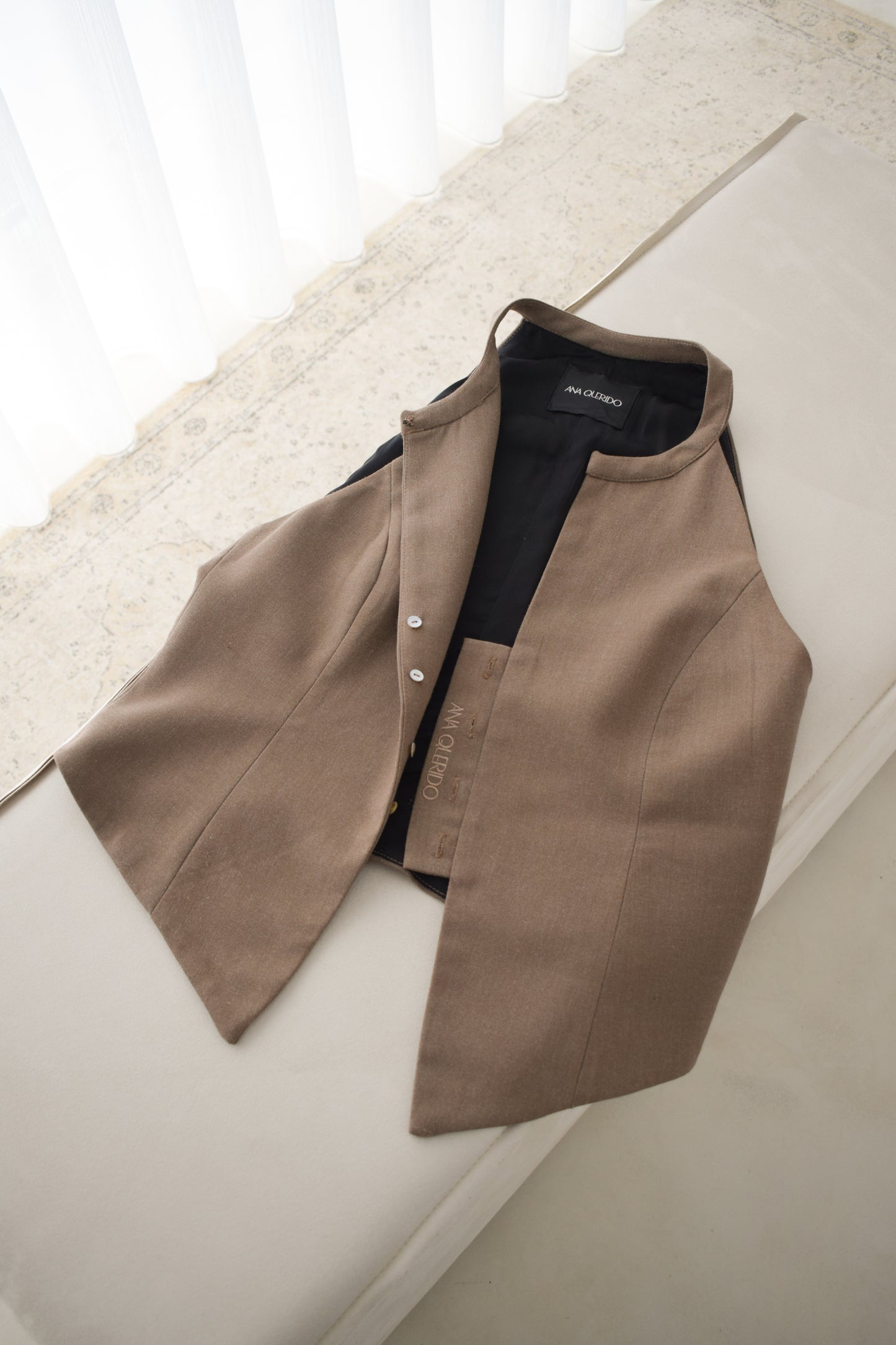DUNE VEST - MOCHA