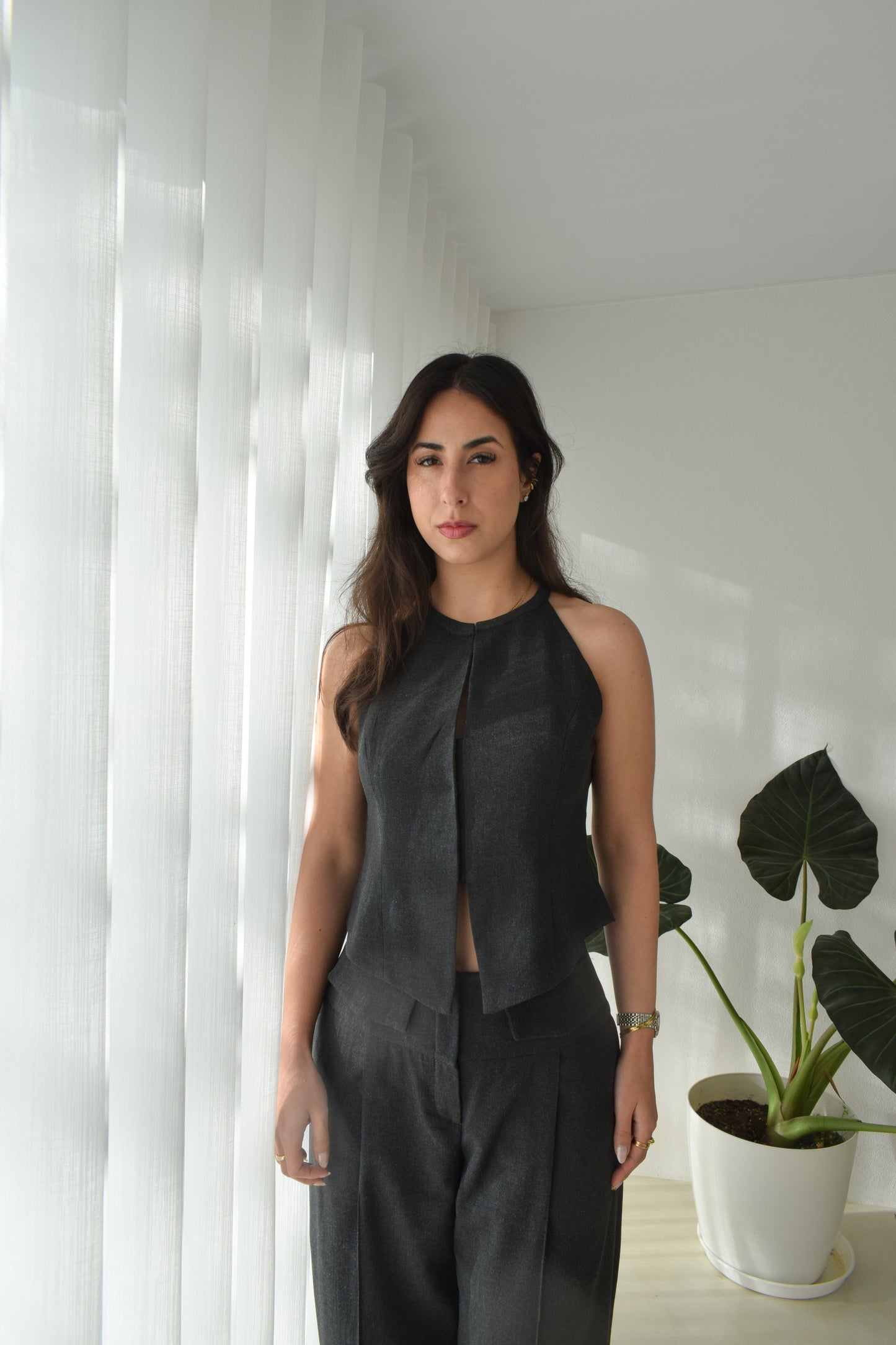 DUNE VEST - DARK GREY
